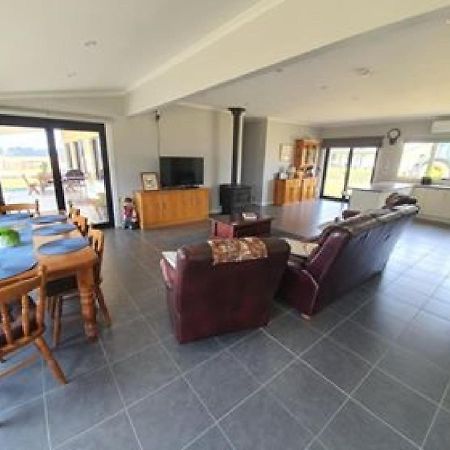 Pleasant Hill Bnb Mount Gambier Exterior foto