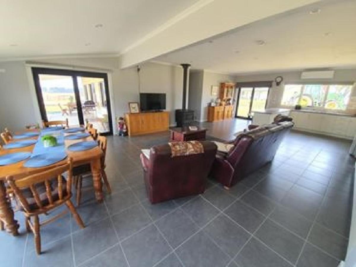 Pleasant Hill Bnb Mount Gambier Exterior foto