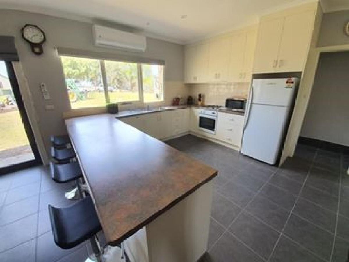 Pleasant Hill Bnb Mount Gambier Exterior foto